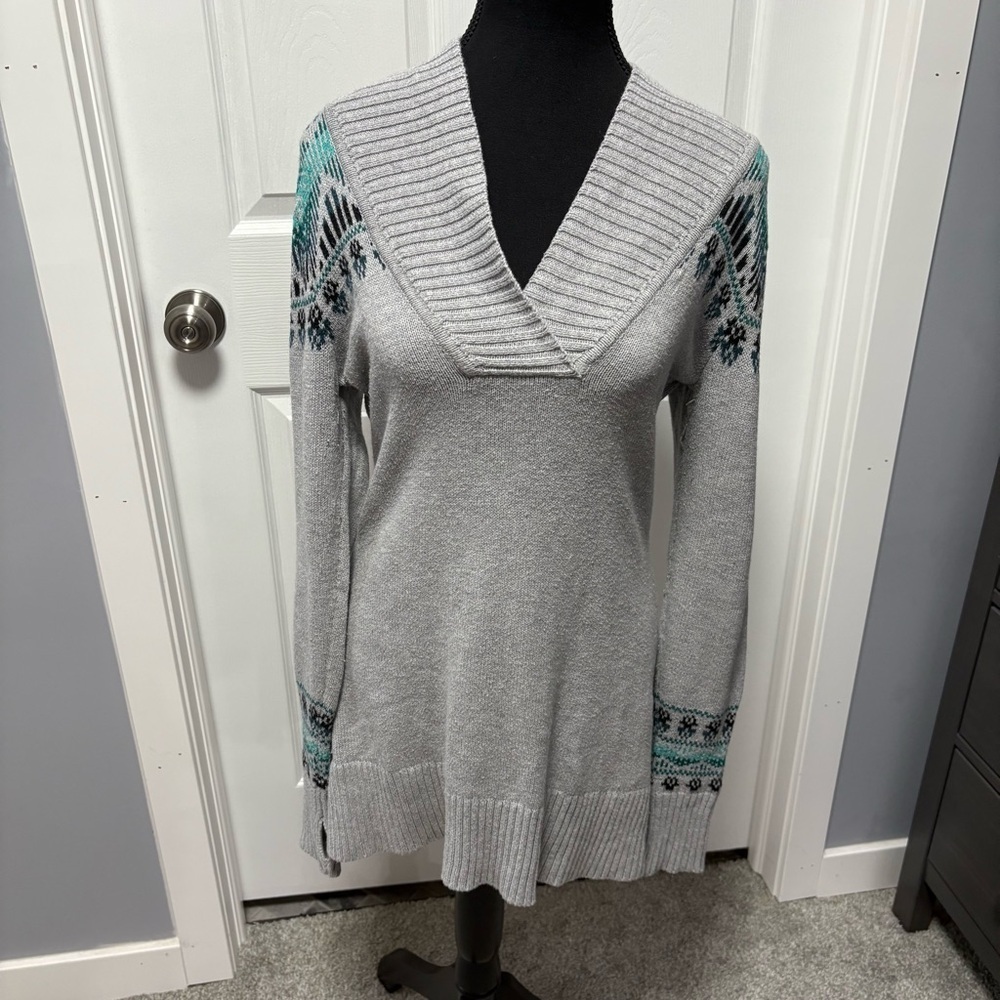 Athleta Sweater